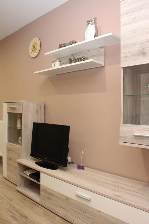 Apartment Bb *